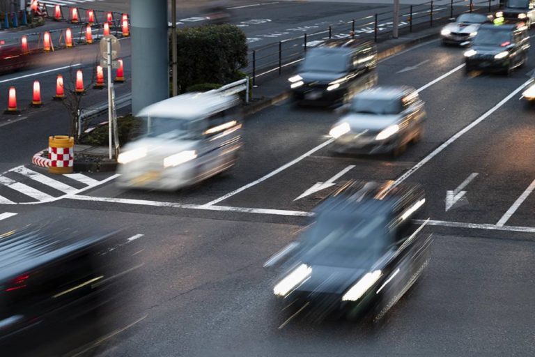 Ελέγχοι ΑΑΔΕ για Ανασφάλιστα Οχήματα με εκκρεμότητες σε ΚΤΕΟ και Τέλη Κυκλοφορία από 16 Ιουνίου